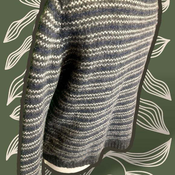 Old Navy Vintage Y2K 100% Lambswool Charcoal Gray Striped Zip-Up Cardigan Size M - Picture 14 of 14